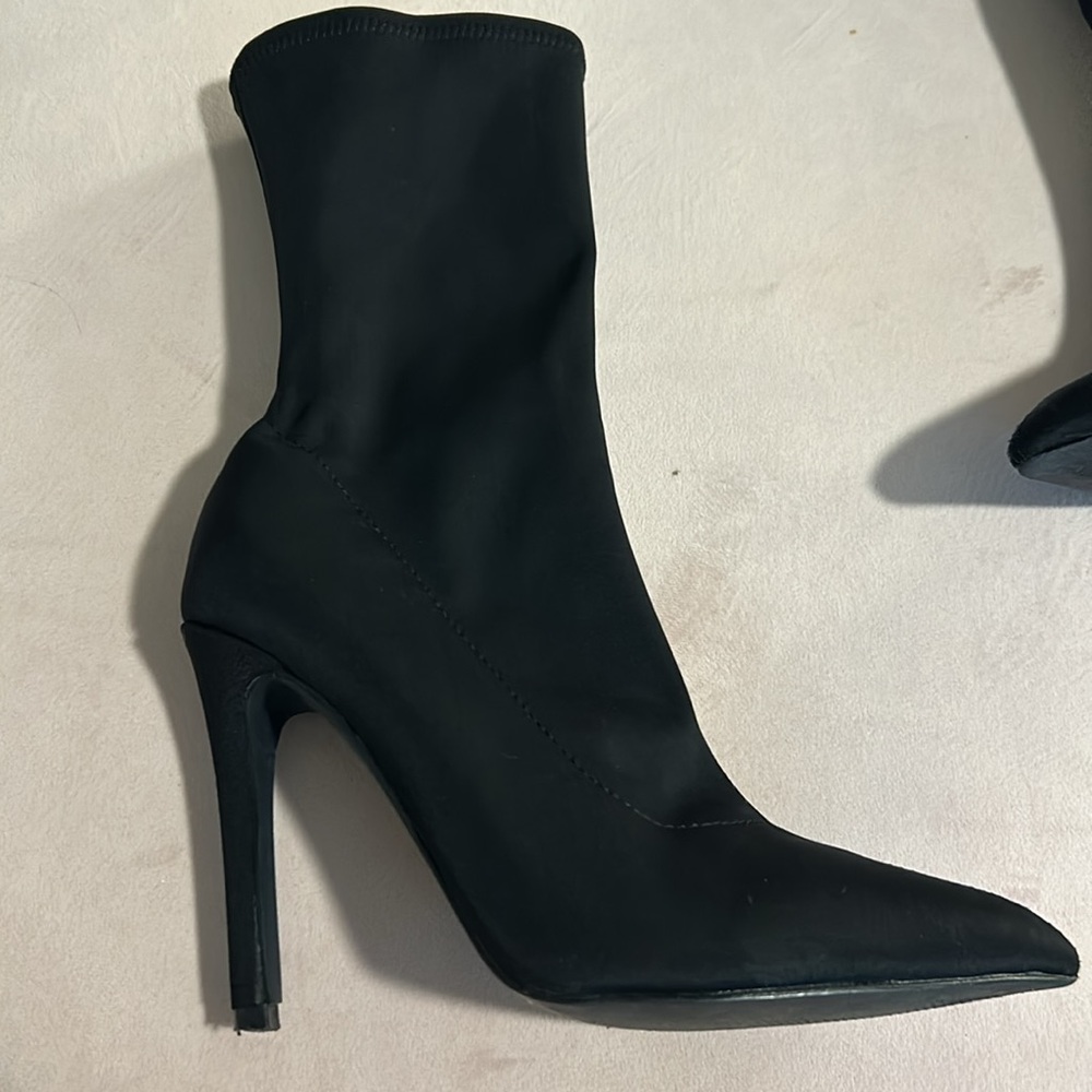 Black Heeled Boots - Picture 4 of 4